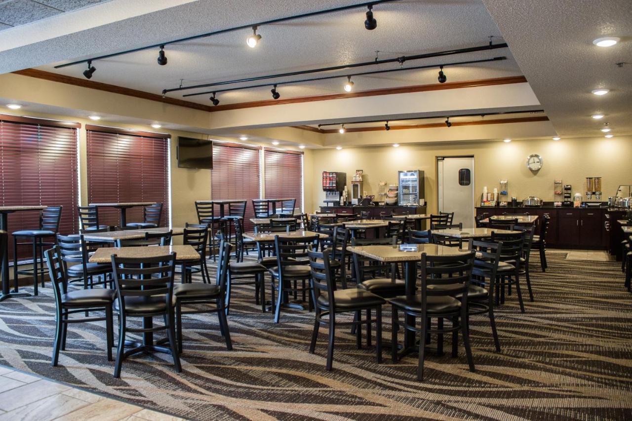 Cobblestone Suites - Oshkosh Exterior foto